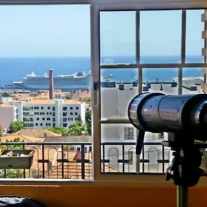 top-floor-with-balcony-in-funchal.madeira-islandshotels.com/